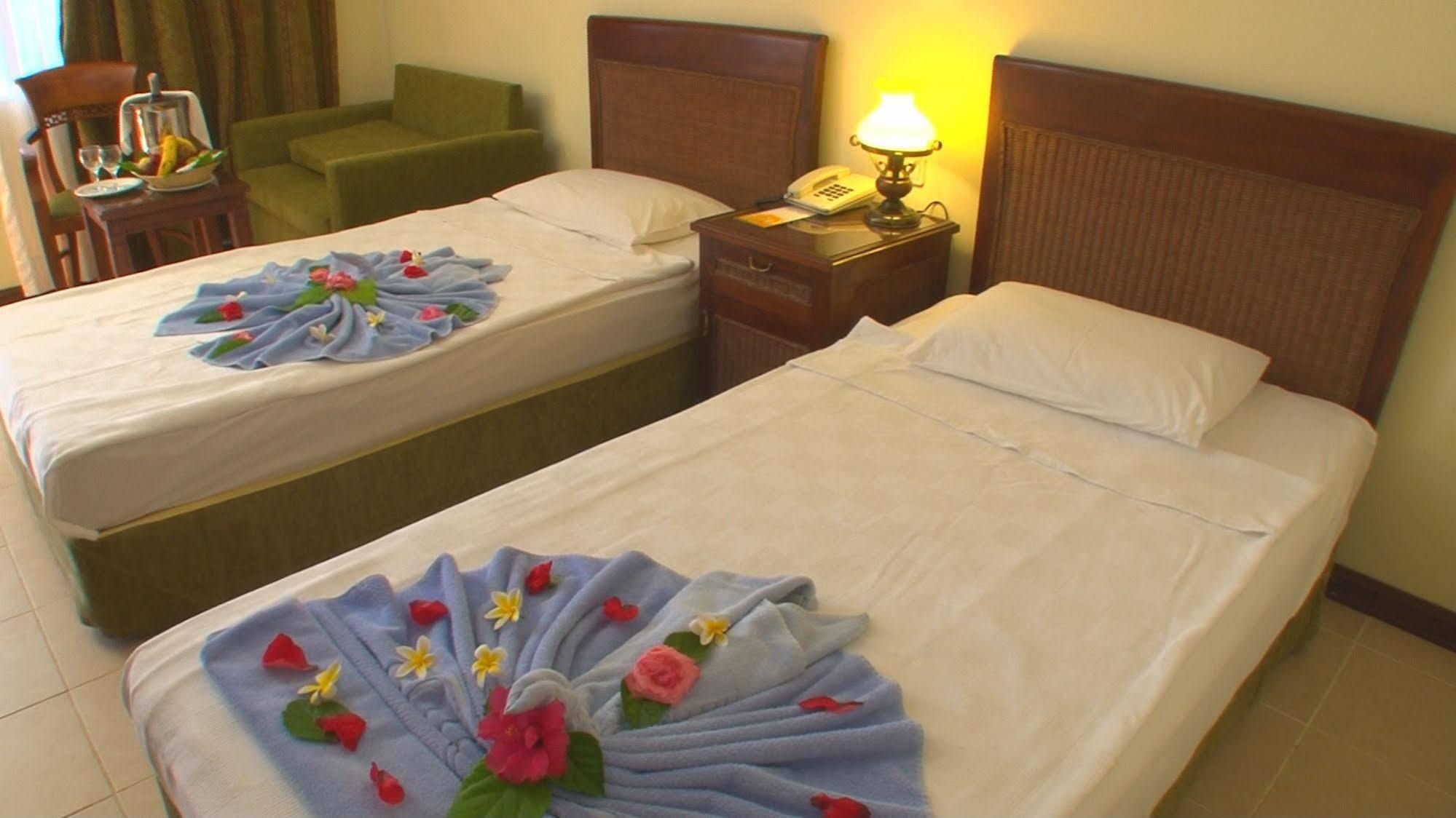 Antik Garden And Hotel Antik เอาซัลลาร์ ภายนอก รูปภาพ